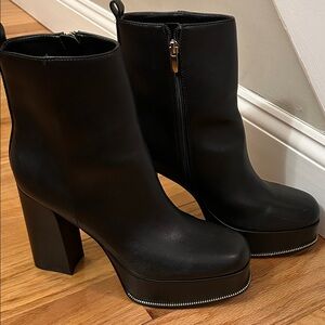 Nine West Black Platform High Heel Ankle Boots - Women